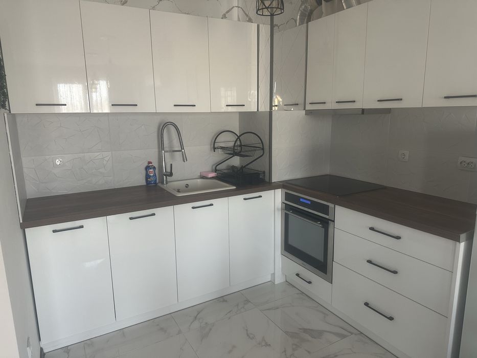 Дава се под наем Двустаен апартамент в Пловдив, Гагарин - 68 кв.м за 478.38 € - Снимка #3