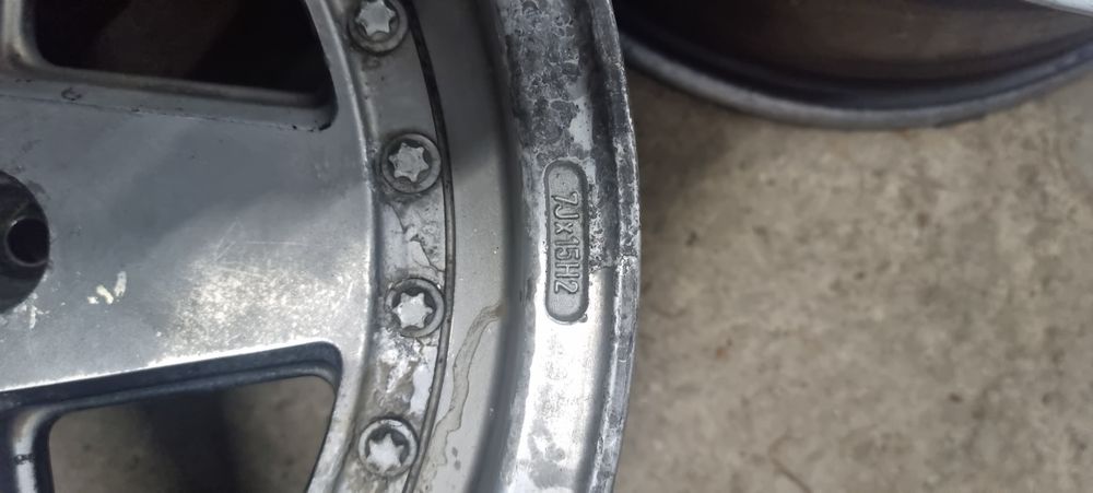 Диски R 15 , 7 J . ET 22 mercedes original
