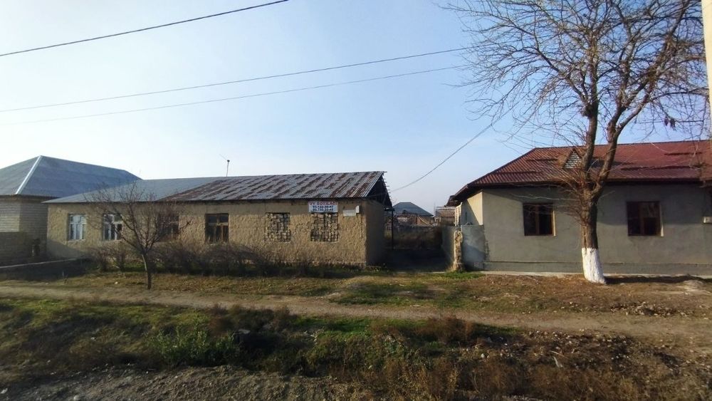 UY SOTILADI 16  Toshkent Samarqand trassadan 3 km ichkarida