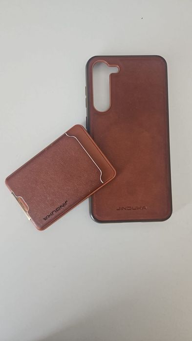 Продам кожаный чехол на samsung s23 plus