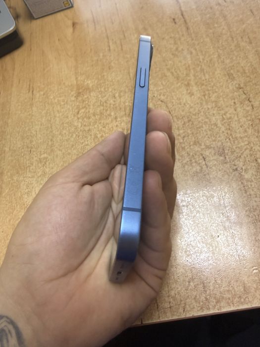 Iphone 13 128gb Неразличим от нов