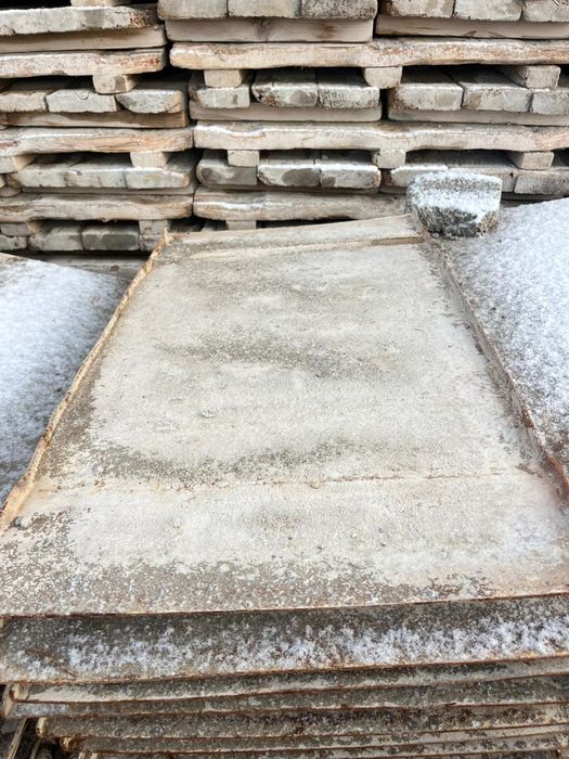 Продаётся поддон металлический и деревянный