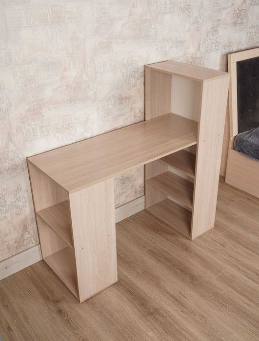 Стол компьютерный