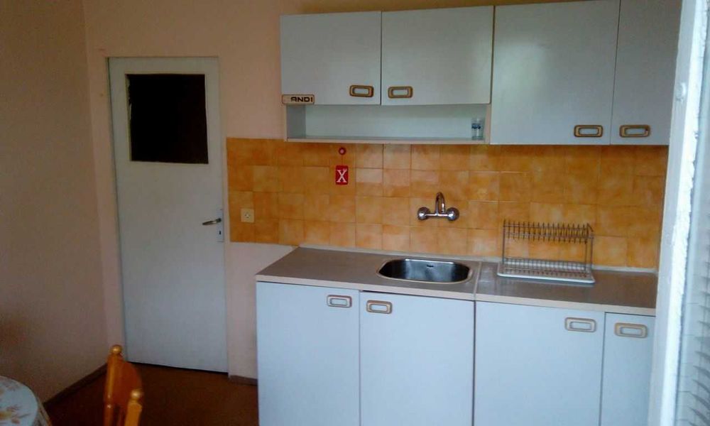 Обзаведена гарсониера в район хотел Балкан