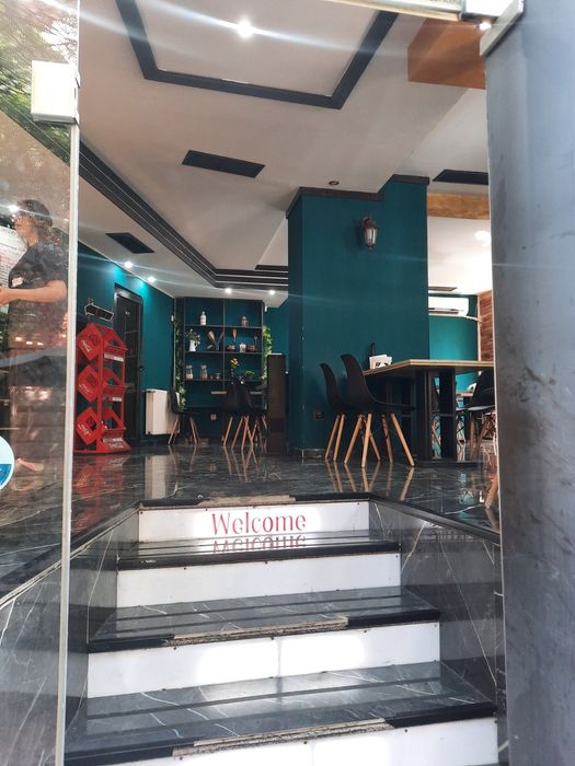 Дава се под наем Заведение в София, Център - 90 кв.м за 2499 € - Снимка #1