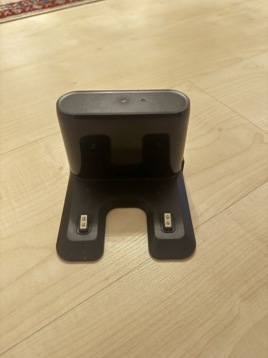 TESLA RoboStar iQ100  (aspirator inteligent)