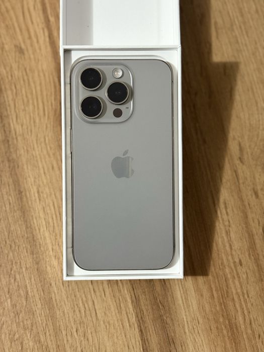 Iphone 15 pro natural 256gb
