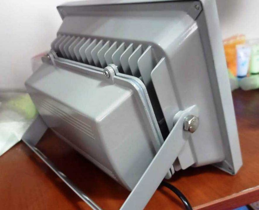 Ультрафиолетовые прожектора UV