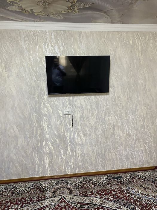 2 xonali uy 56.8 kvadrat sotiladi elektirikasi santexnikasi yengi qili