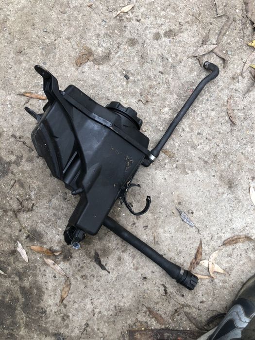 Бмв bmw e90 e91 казанче антифриз