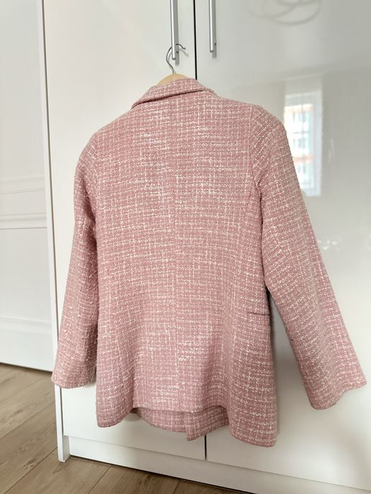 Пиджак розовый теплый