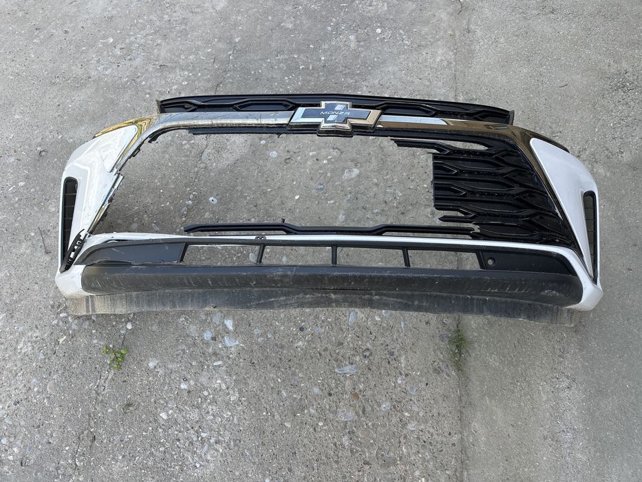 Monza передний бампер