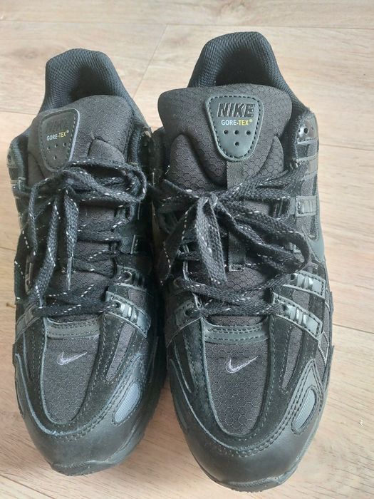 Продам кроссовки мужские Nike