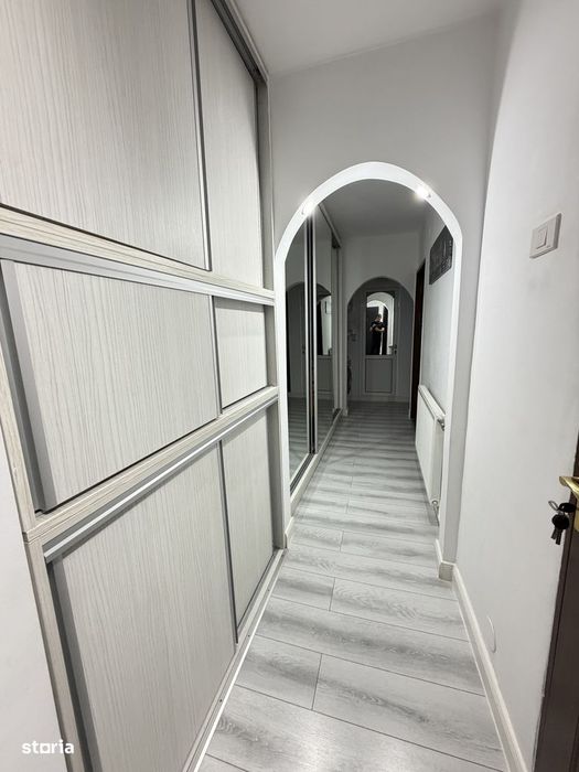 Apartament 3 camere, Mioveni, Robea, et4, mobilat, 2 balcoane, 2 bai