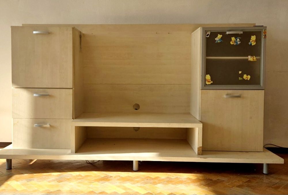 Изгодно: Продавам обзавеждане