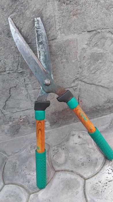 Газонные Садовые ножницы