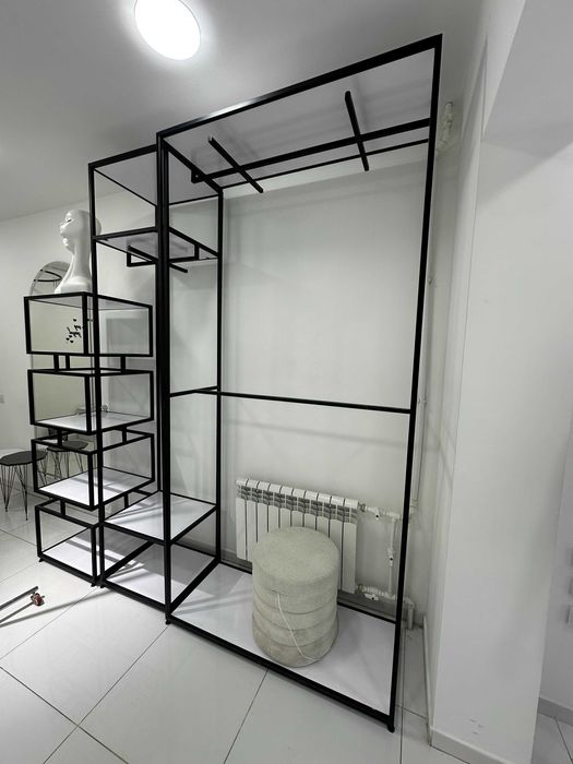 Kiyim dokon uchun stellajlar