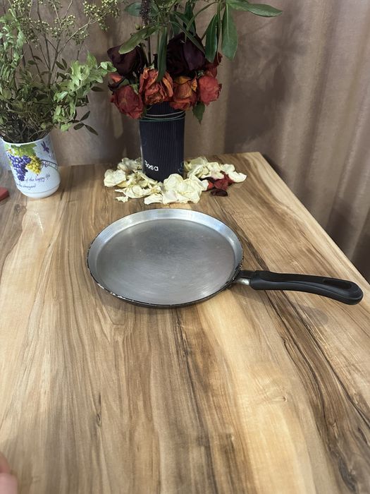 лопатки сковороды кастрюли чаши