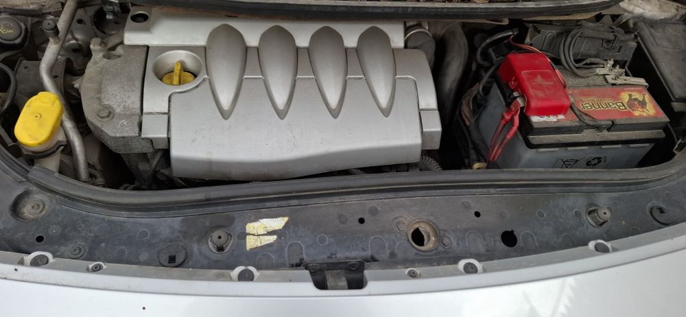 Piese Renault scenic 2,2005