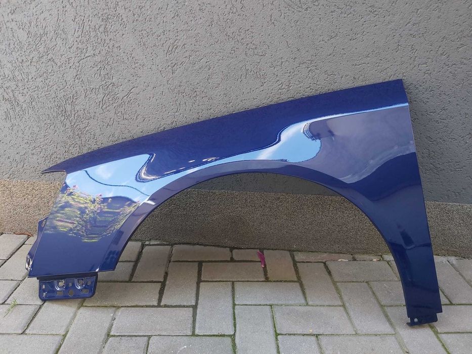 Aripa Fata Stanga VW Passat B6 An 2005-2011 Vopsita Albastru