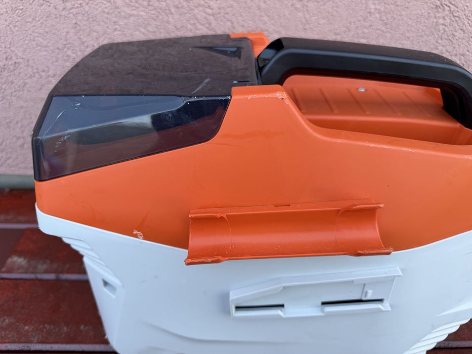 Stihl spalator cu presiune pe acumulator