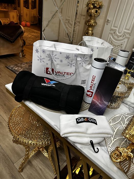 Подарочный бокс