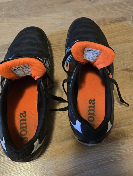 Fotbal sală / indoor / sintetic” Adidași fotbal Joma Maxima – mărimea 43, stare bună : Preț  90 ron  (negociabil)