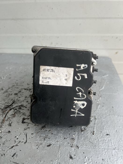 Pompa ABS 8K0907379L  Audi A5 A4 A8