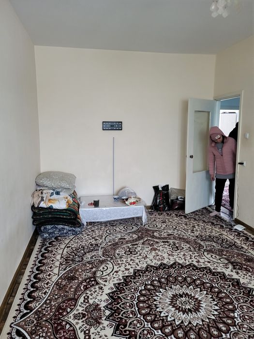 Аренда коракамиш 2.хонали оилага берилади расмдаги уй