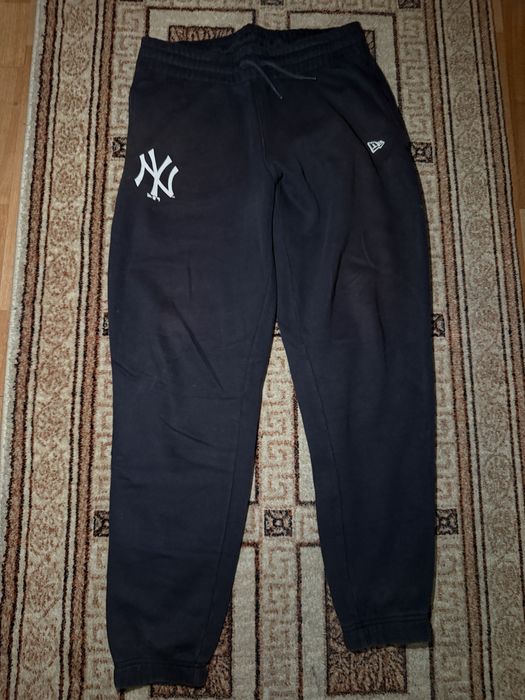 Pantaloni New Era, marimea M