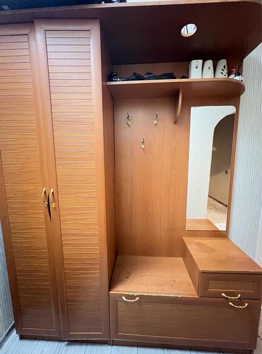 Шкаф для прихожей