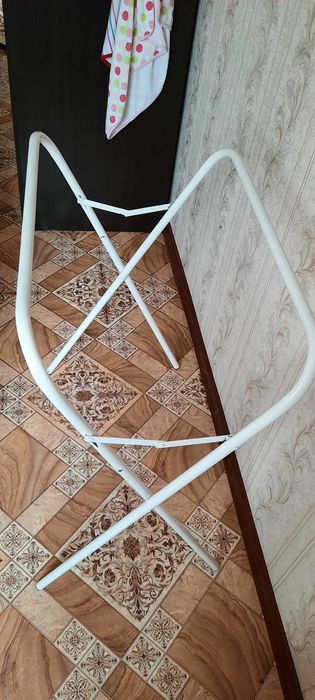 Продам стойки для ванночки