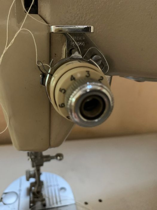 Masina de cusut Singer cu pedala