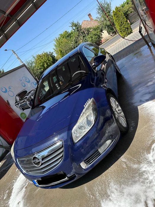 Vând sau Schimb Opel Insignia 2011