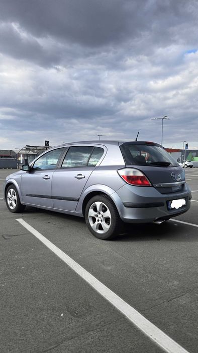 Opel Astra H 1,6 benzina