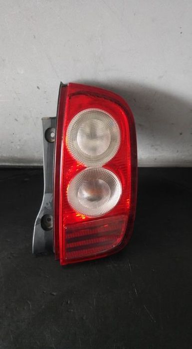 Stop tripla lampa dreapta nissan micra