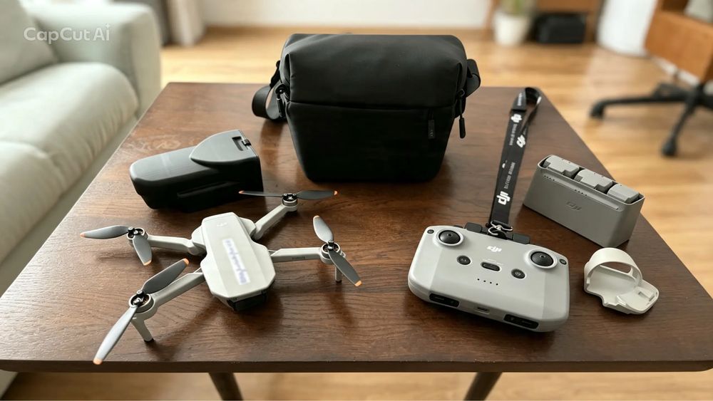 Vând DJI Mini 2, în stare impecabilă, foarte puțin folosită și păstrată cu grijă.