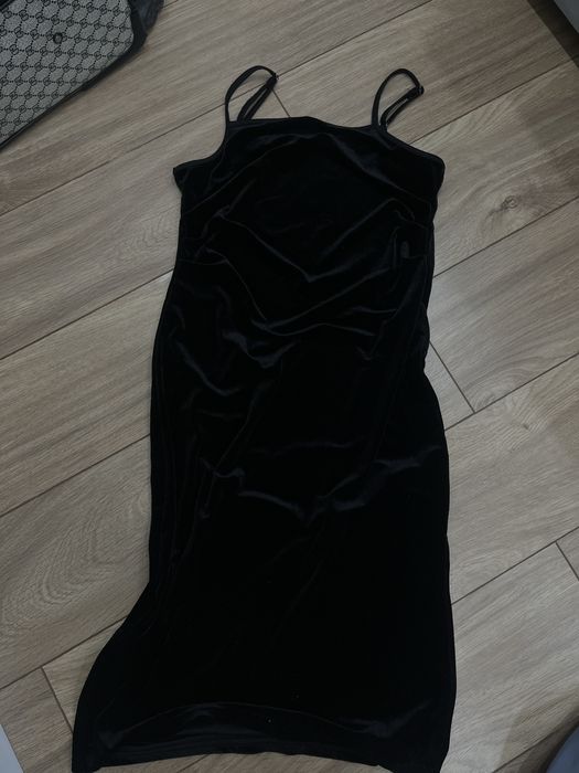 Новое платье с биркой