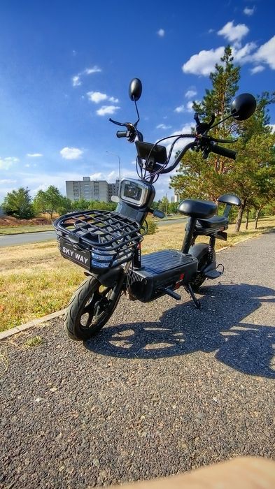 Продам электро скутер sky way