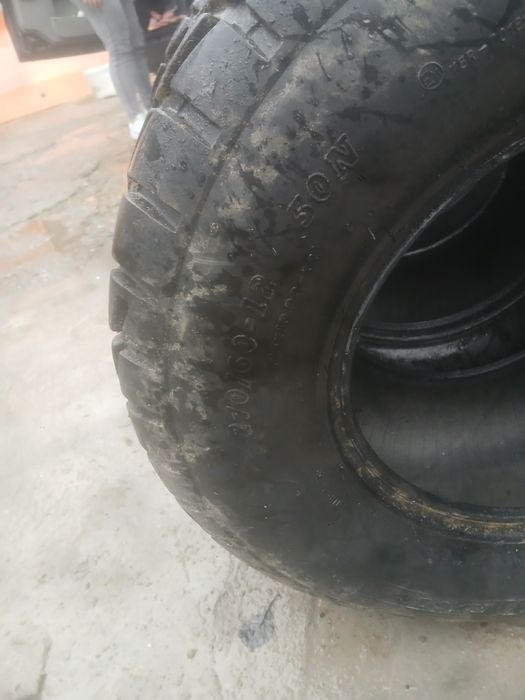 Vând set cauciucuri atv
