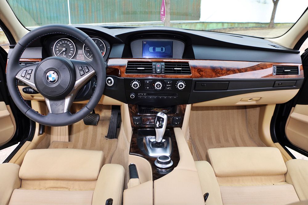 BMW seria 5/ E60 / 520d / LCI 2008
