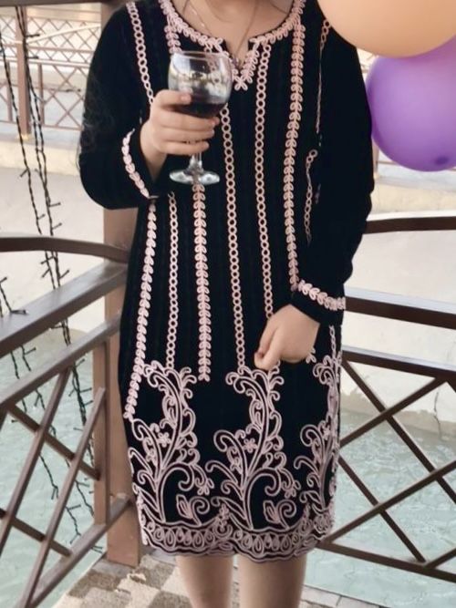 бархатное платье с вышивкой (турецкая)