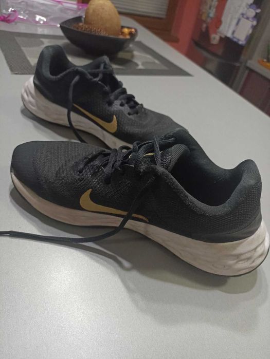 Спортни маратонки Nike