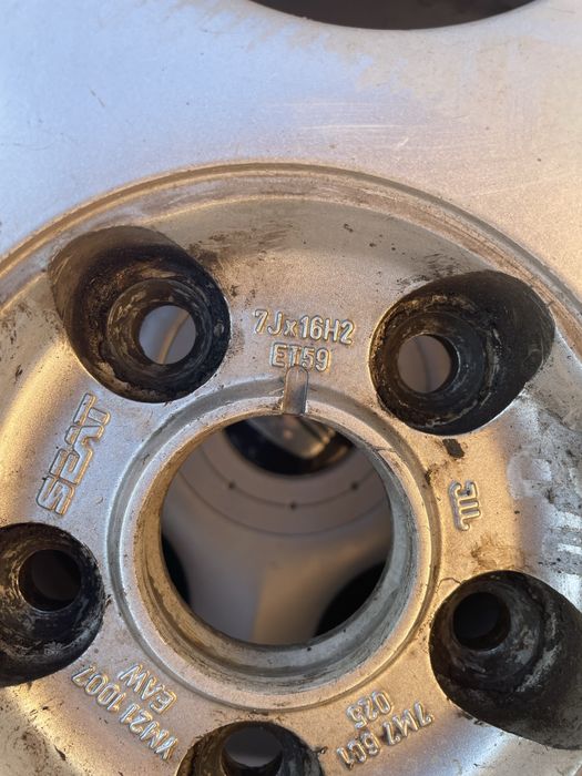 Гуми с джанти 5х112 16