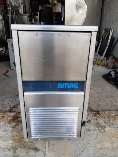 Професионален Ледогенератор HOSHIZAKI IM30