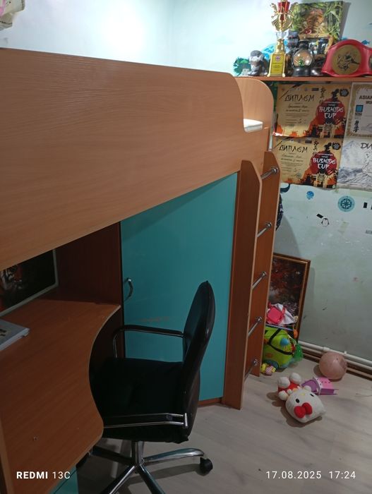 Детская кровать.