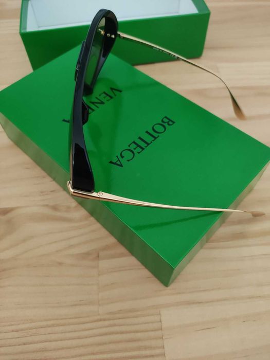 Ochelari de soare Bottega Veneta nou