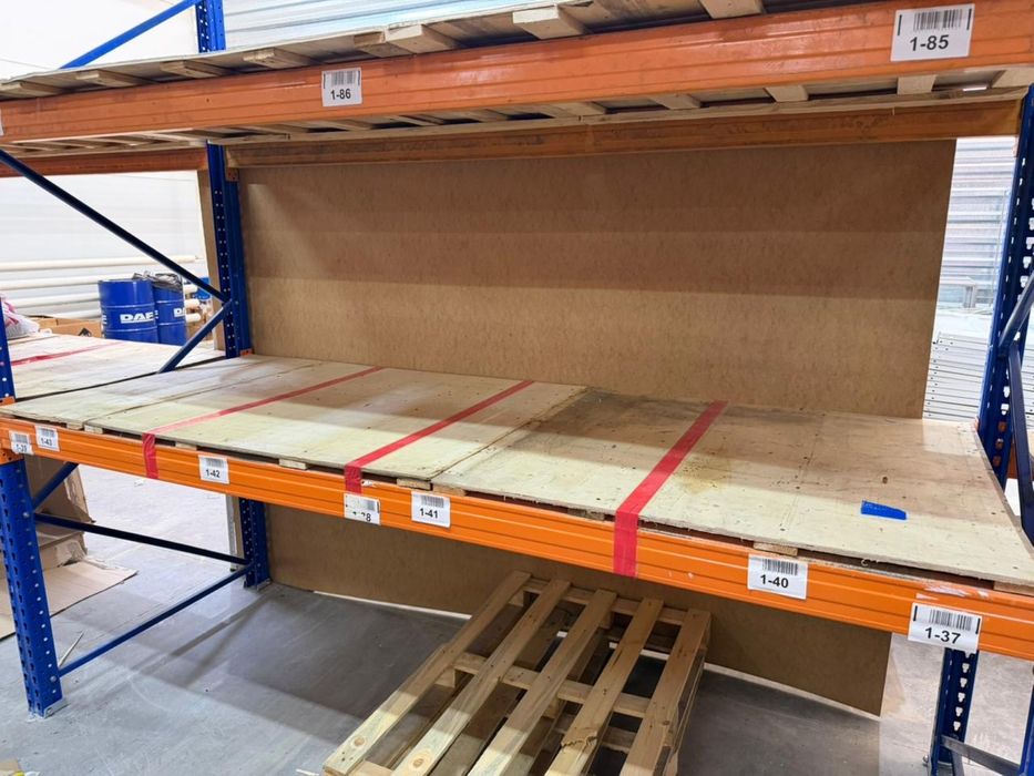 Доски из фанеры б/у