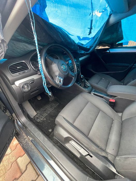 Se dezmembreaza Golf 6 1.6 cayc