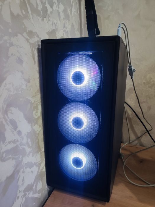 Игровой ПК ( i5 12 400F, 32 gb, rtx 3070)